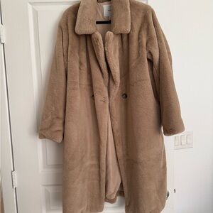 Women's Tan Faux Fur Coat